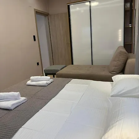 Lydia Luxury Perea 公寓 Peraía